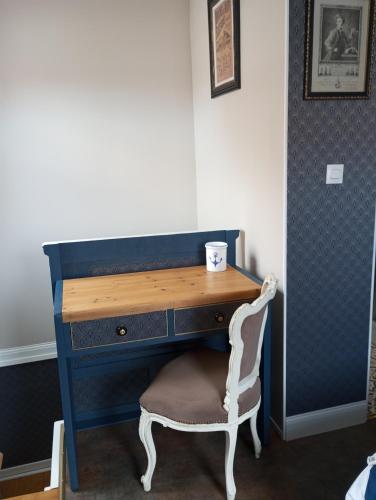 Photo de la galerie de l'établissement Chambre avec salle d'eau privative, à Dunkerque