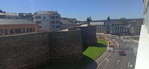 Ein allgemeiner Blick auf Lugo oder ein Stadtblick von der Ferienwohnung aus