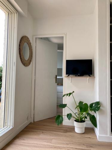Le grand large 3 pièces en rez de jardin, avec terrasse et accès direct à la plage à pied