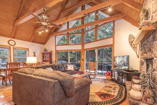 Bear Mountain Lodge – Photos 2