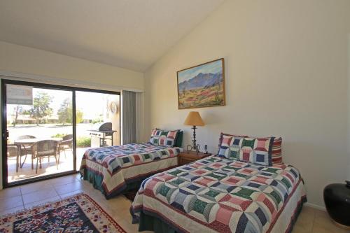 Katil atau katil-katil dalam bilik di PS709 - Morning Fairway - Meredith Lodging