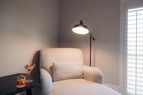 Una cama o camas en una habitación de Hotel Winters