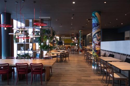 Restoran või mõni muu söögikoht majutusasutuses IntercityHotel Amsterdam Airport