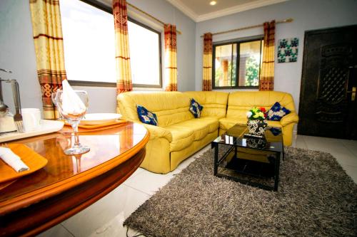 Indigo cottage and Apartment