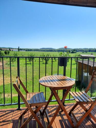 Balkoni atau teres di Gîte à la ferme avec sauna, forêt de Fontainebleau