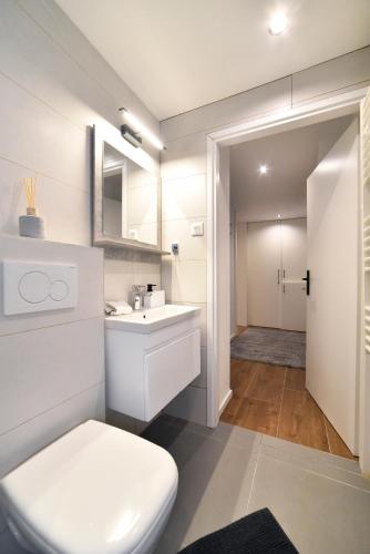 Optima Apartment Zagreb - Spacious Central Stay