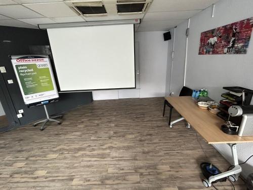 Konferenční prostory v ubytování Kyriad Marne-La-Vallée Torcy