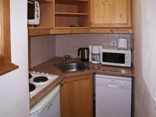 Appartement 6 pers avec piscine, sauna inclus - FR-1-322-293