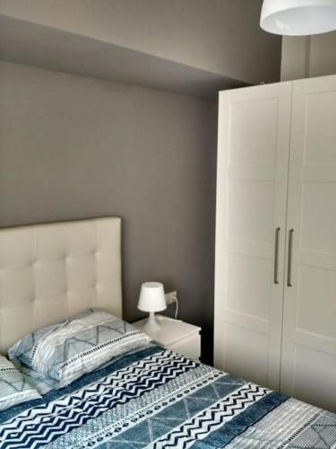 Appartment in the center near beach & free WIFI