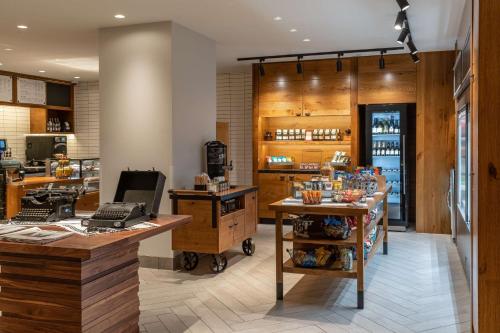 Grand Hyatt Denver Image