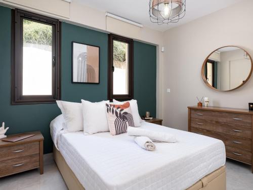 Postel nebo postele na pokoji v ubytování Jasmine Dreams 1bed Apt Wpool