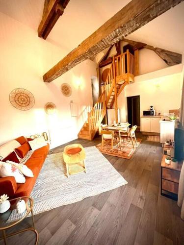 Χώρος καθιστικού στο Logement insolite à Blois