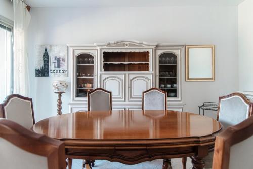 Imagine din galeria proprietății Casa Vincentina con Parcheggio Privato 6 Posti Letto în Como