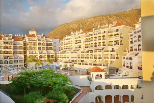 Dinastia D201 by Tenerife Rental & Sales
