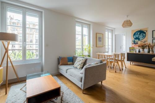 Veeve - A Kiss of Blue