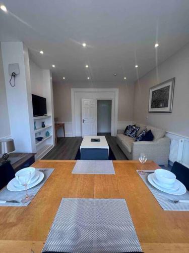 Beautiful flat in city centre photo 5