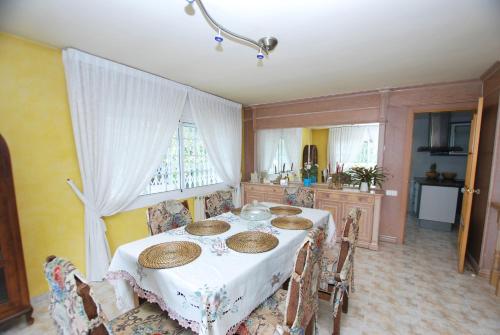 Η κουζίνα ή μικρή κουζίνα στο Sunny house