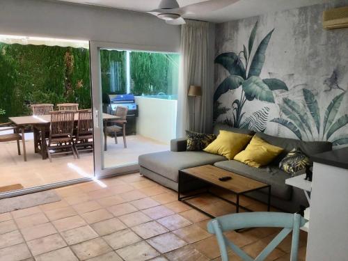 Villa con piscina, 2 terrazas privadas, WIFI, BBQ