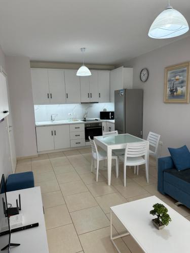 Merville Apartment 3