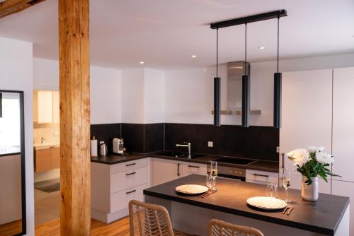 Kuchyň nebo kuchyňský kout v ubytování Exklusives Apartment in bester Lage in TBB