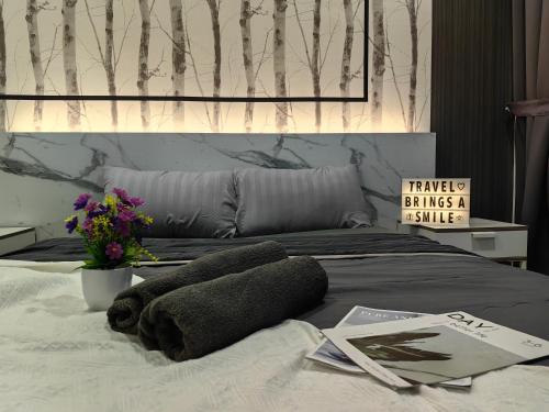 Χώρος καθιστικού στο Medini D'Pristine, 3 min walk to Legoland, Netflix by Hint Homestay