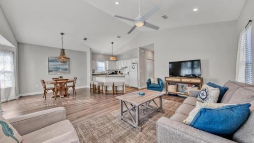 Fotografie z fotogalerie ubytování Beach Bum Hideaway - 30A Seagrove Beach Single Level Home minutes from Seaside v destinaci Santa Rosa Beach