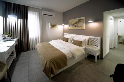 Foto Tiranas asuva majutusasutuse konak rooms l Skanderbeg Square galeriist