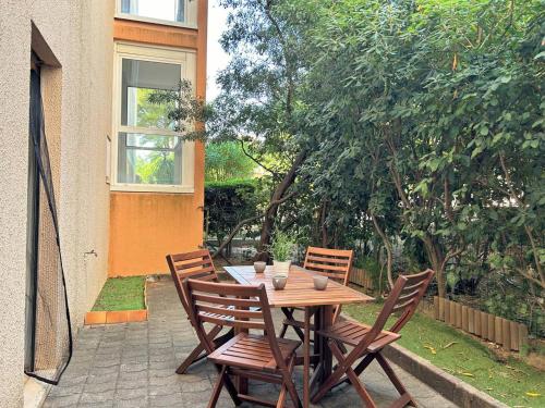 Appartement T2 avec Jardin, Parking et Climatiseur - Proche Plage Bormes-les-Mimosas - FR-1-251-436