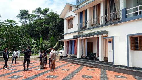 Bangunan di mana terletaknya homestay