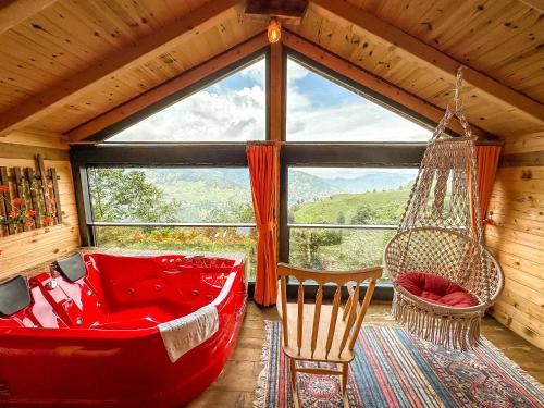 Nespecifikovaný výhled na hory nebo výhled na hory při pohledu z bed and breakfast