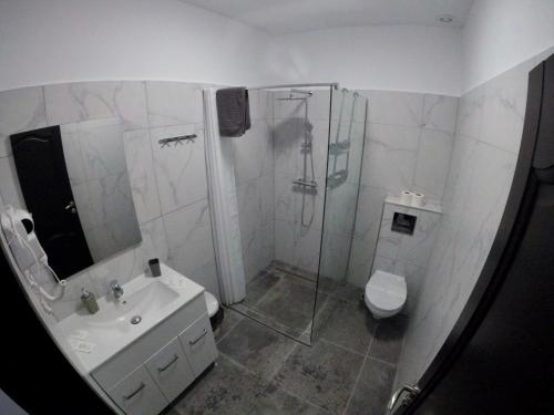 Ένα μπάνιο στο Cochet Accommodation