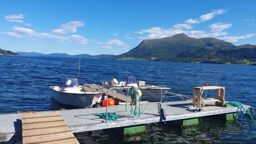 Gallery image of Holiday Home Kvernesfjorden in Averoy