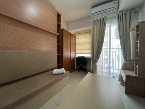 FREE WIFI – Studio with Foldable Wall Bed at Serpong Garden Apt