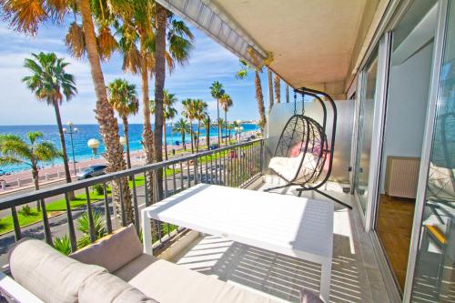 Luxury sea front suite Promenade