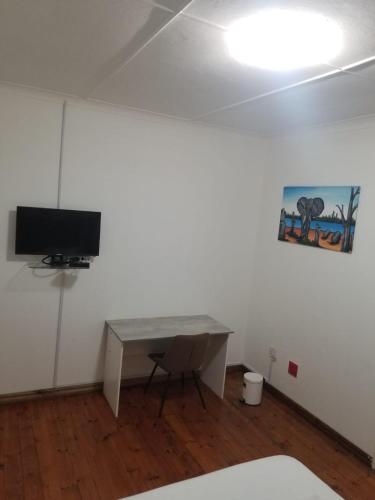 Μια τηλεόραση ή/και κέντρο ψυχαγωγίας στο Pinto City Motel
