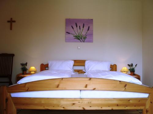 Säng eller sängar i ett rum på Rebenlandhof