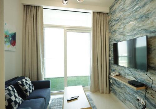 Fotografie z fotogalerie ubytování MH - REVA 1 BHK Canal View - REF2513 v Dubaji