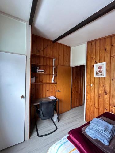 Postel nebo postele na pokoji v ubytování Sister’s place