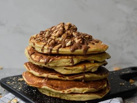 a stack of pancakes sitting on top of a pan at Villa Camellia in Vrasná