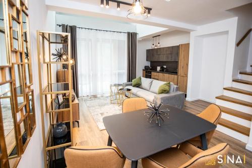 Khu vực ghế ngồi tại SINAI APH Apartments