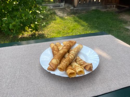 Jídlo v penzionu nebo okolí