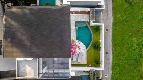 Πισίνα στο ή κοντά στο Mr. & Mrs. W Pererenan