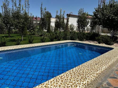 Бассейн в Samarabonu Hotel или поблизости