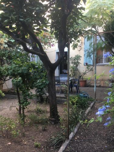 Maison au calme avec jardin et garage proche du centre et de la mer