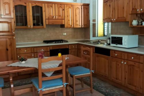 Η κουζίνα ή μικρή κουζίνα στο Casa l'aria leggera