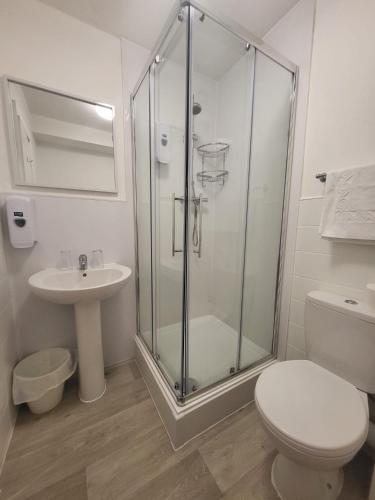 Gallery image of Beach Hotel Torbay B&B in Paignton