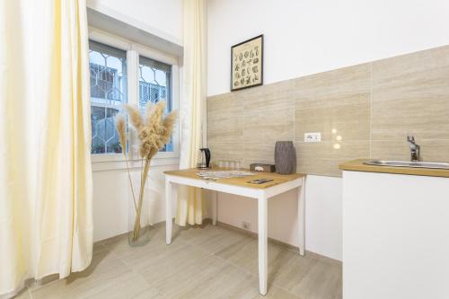 Ethnos Relais Vaticano