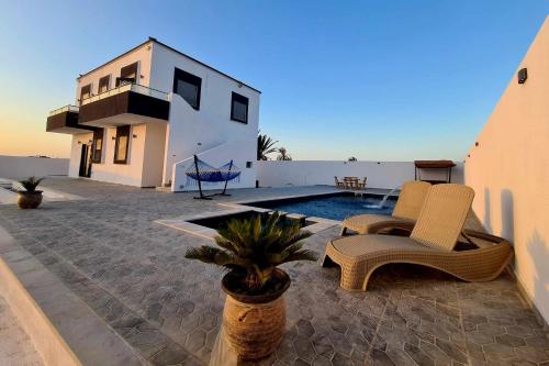 Villa avec piscine a Djerba / Villa with pool