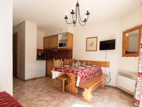 Appartement Lanslevillard, 3 pièces, 5 personnes - FR-1-508-139