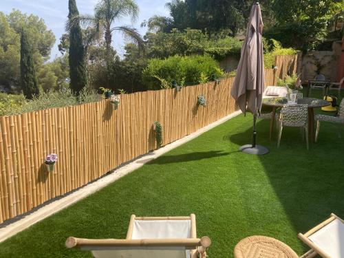 Zahrada ubytování Un coin de paradis avec vue Mer et jardin